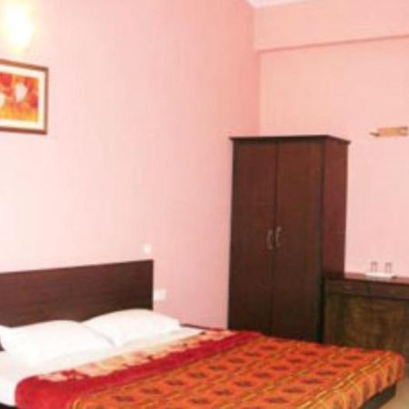 Hotel Balaji Calangute Resort Rom bilde